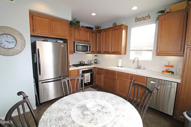 Building Photo - 1428 Windshore Way
