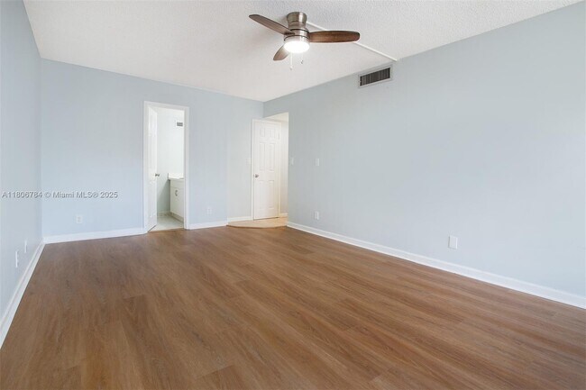 Building Photo - 601 Three Islands Boulevard
