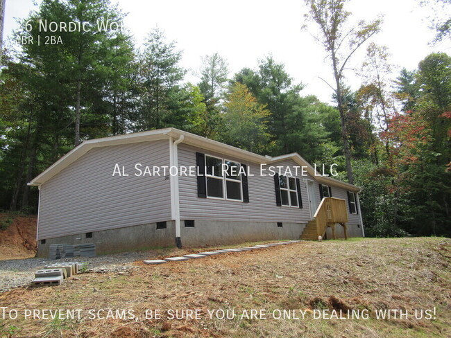 Building Photo - New Manufactured Home on Private Lot - Spa...