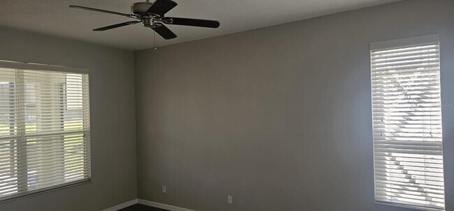 Building Photo - 8500 Palm Harbor Dr