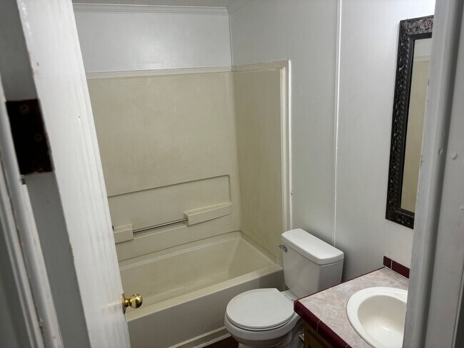 Building Photo - Doublewide mobile home on 3 acres