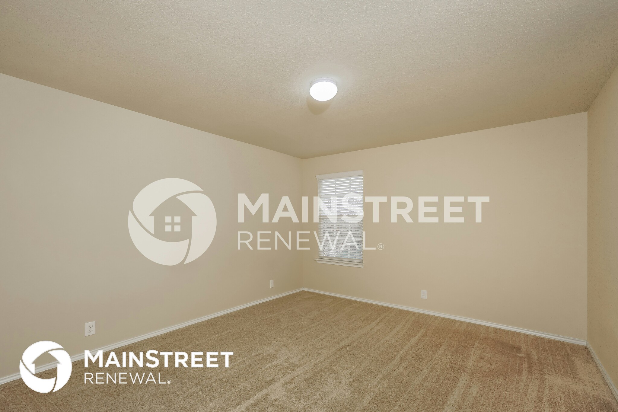 Building Photo - 8939 Hickman Pk