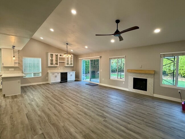 Building Photo - Remodeled Ranch Style Home in the Rancho P...