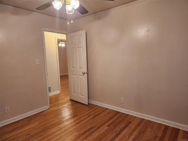 Building Photo - 606 Fairview Ave