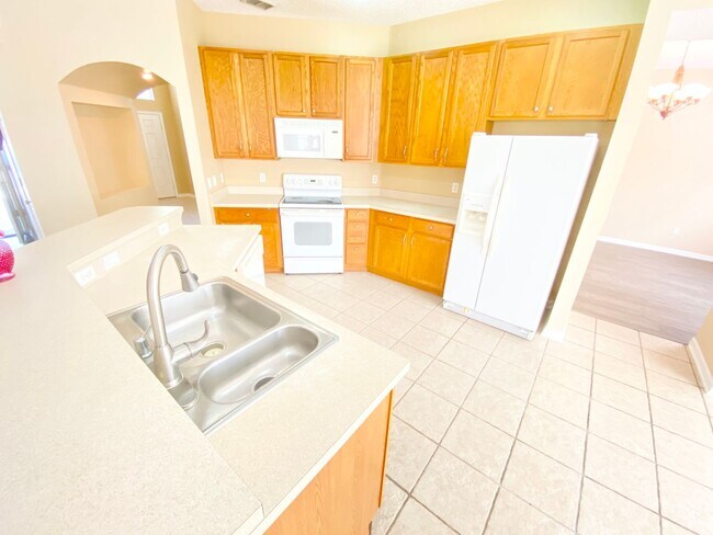 Building Photo - Beautiful Home in Rybolt Reserve in Orlando, Florida!