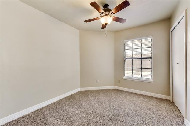 Building Photo - 1406 Collin Dr