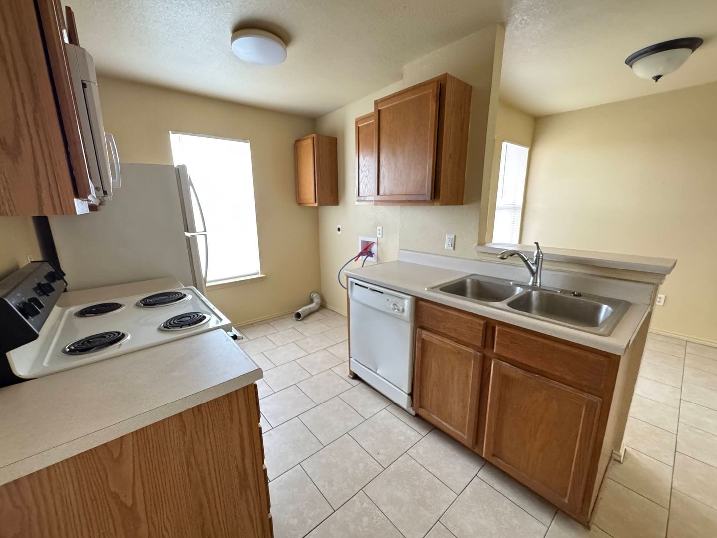 Building Photo - 5702 Greengate Dr