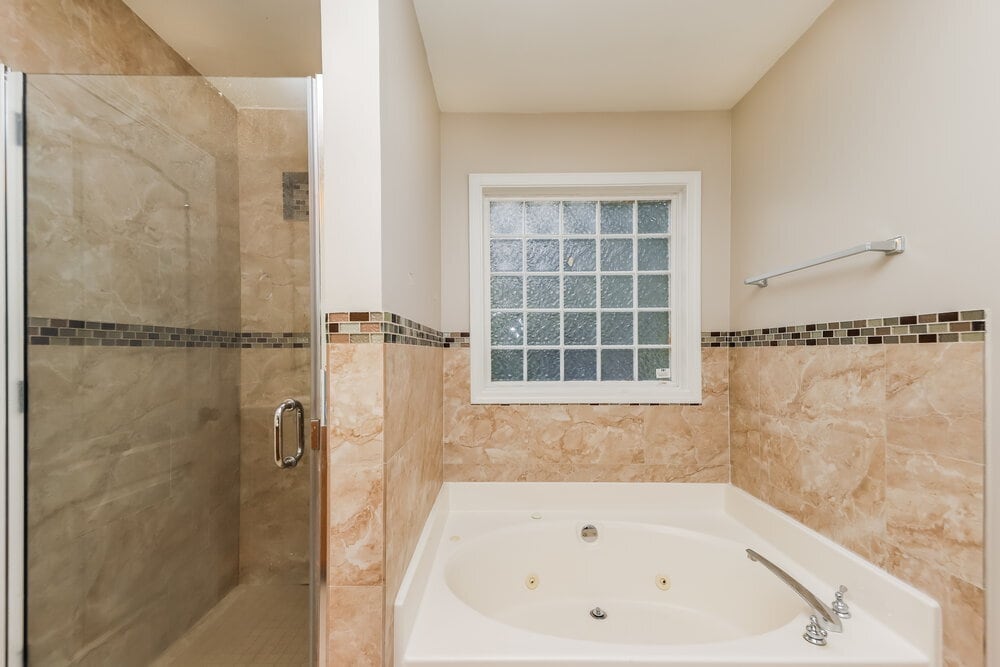 Building Photo - 7872 Newport Dr