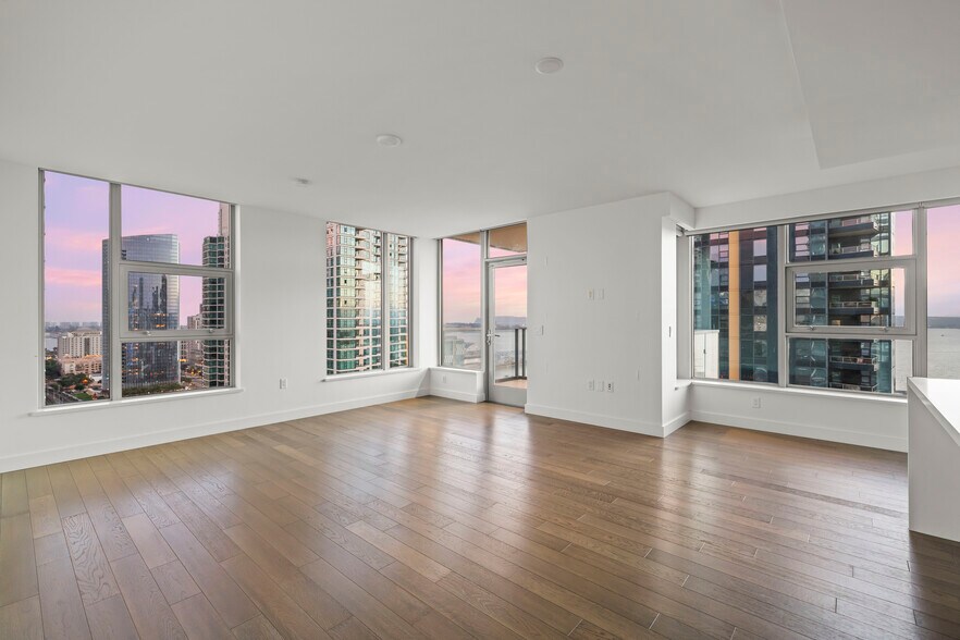 Building Photo - 1388 Kettner Blvd