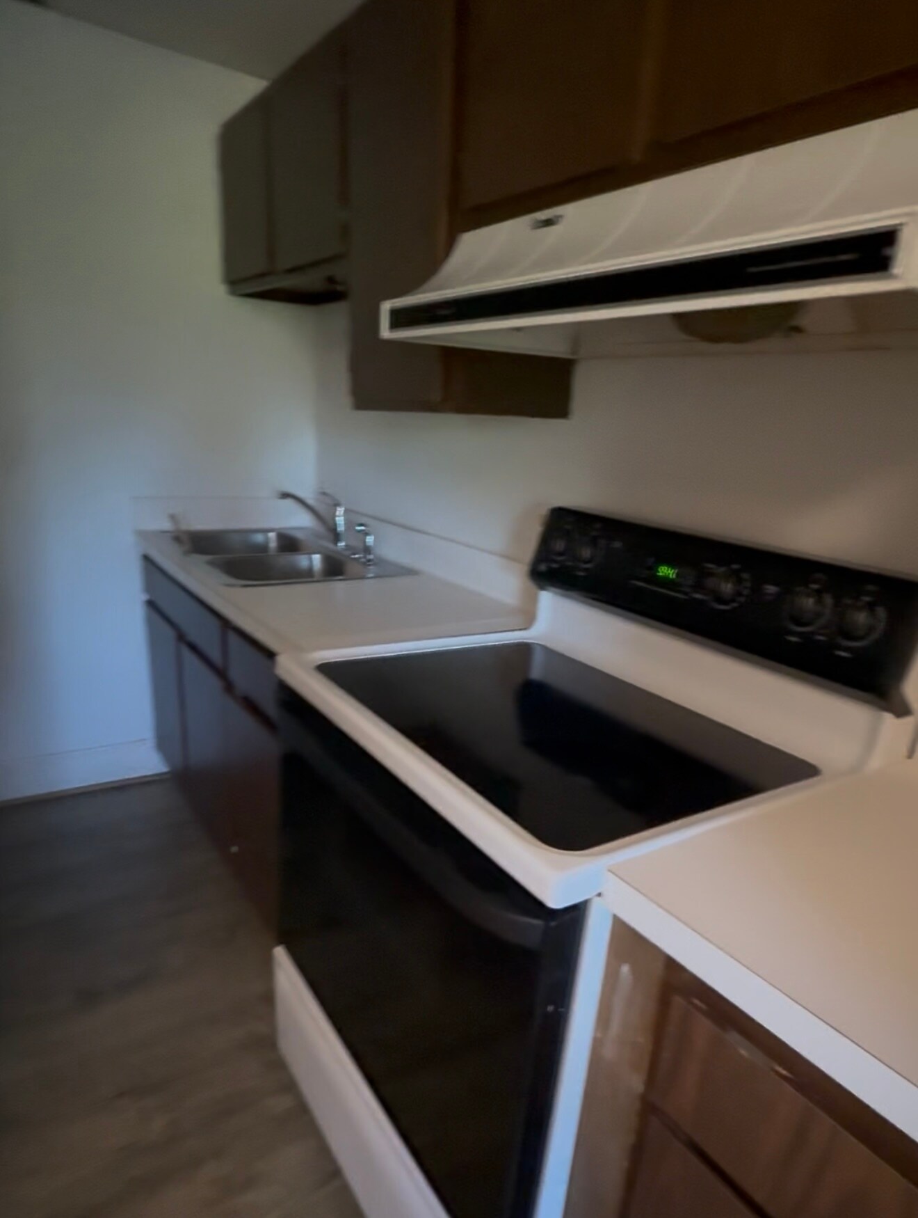 Building Photo - 1048 Danby Rd