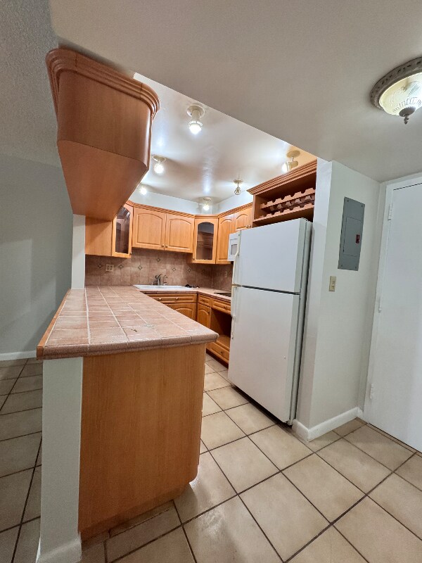 Building Photo - 995 SW 84th Ave