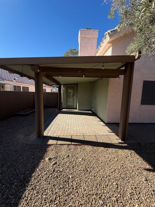 Building Photo - Rancho Alta Mira Single Story Home with 2 Car Garage