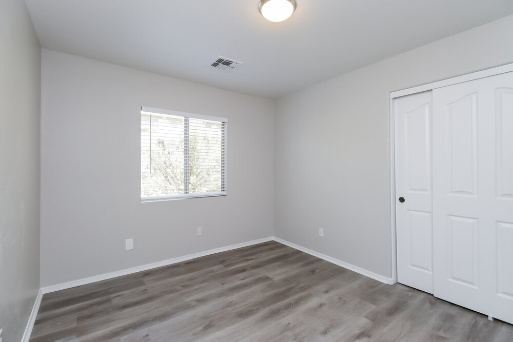 Building Photo - 39173 Kelly Cir