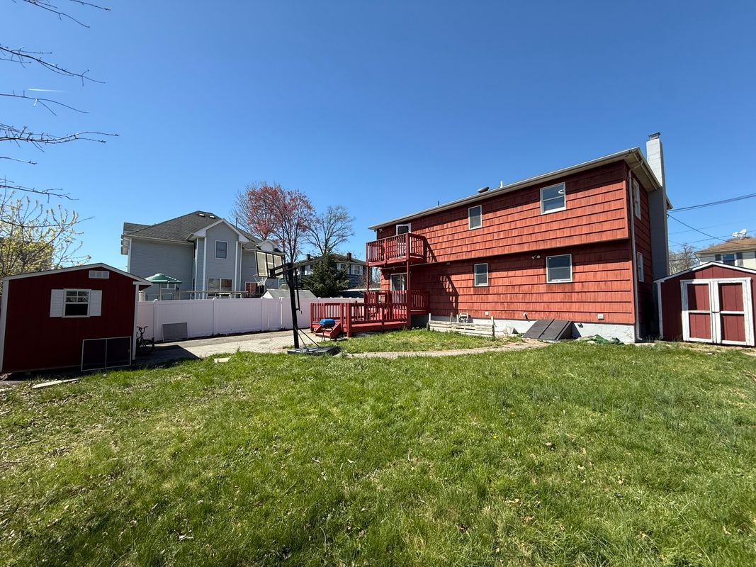 Building Photo - 35 Fiat Ave