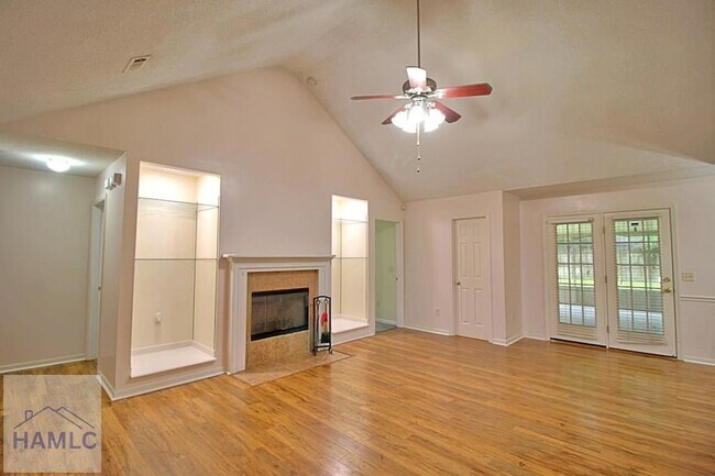 Building Photo - 88 Arbor Ridge Way