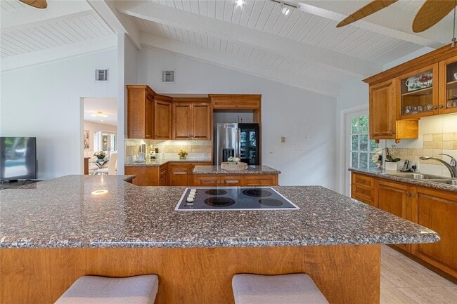 Building Photo - 2519 Barcelona Dr