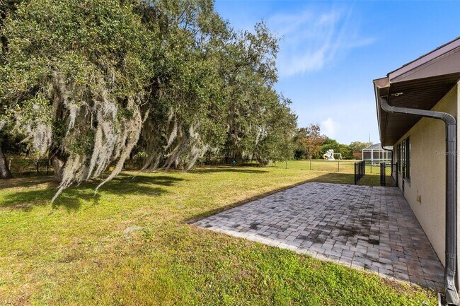 Building Photo - 4924 Raylene Way