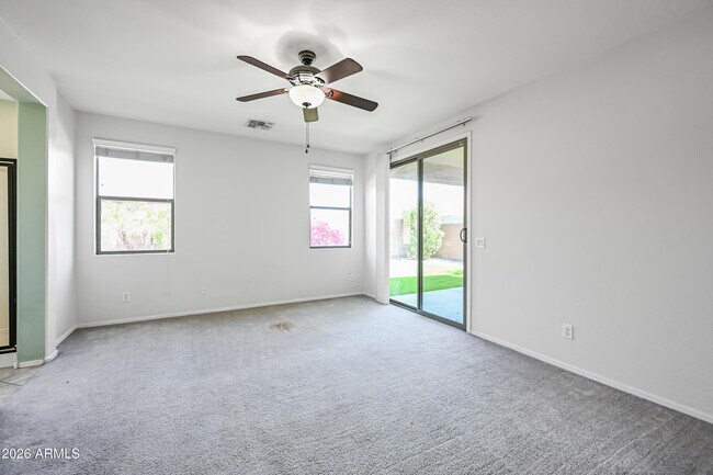 Building Photo - 23862 W Gibson Ln