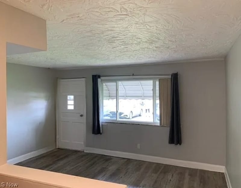 Building Photo - 15001 Ridgewick Dr