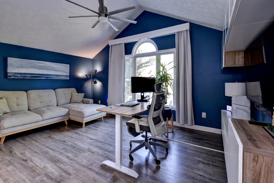 Building Photo - 5104 Salisbury Mews