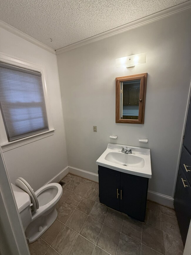 Building Photo - 5110 US Hwy 13 S