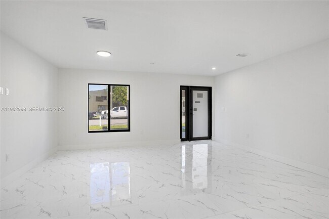 Building Photo - 10362 SW 180th St