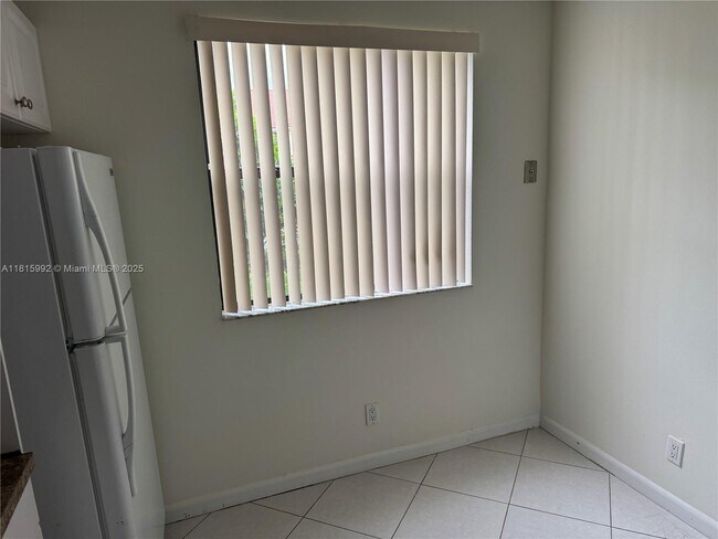 Building Photo - 5661 Riverside Dr