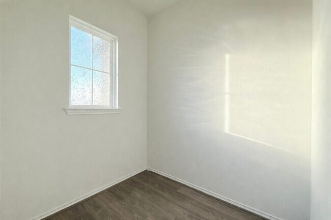 Building Photo - 15515 Islandview Ln