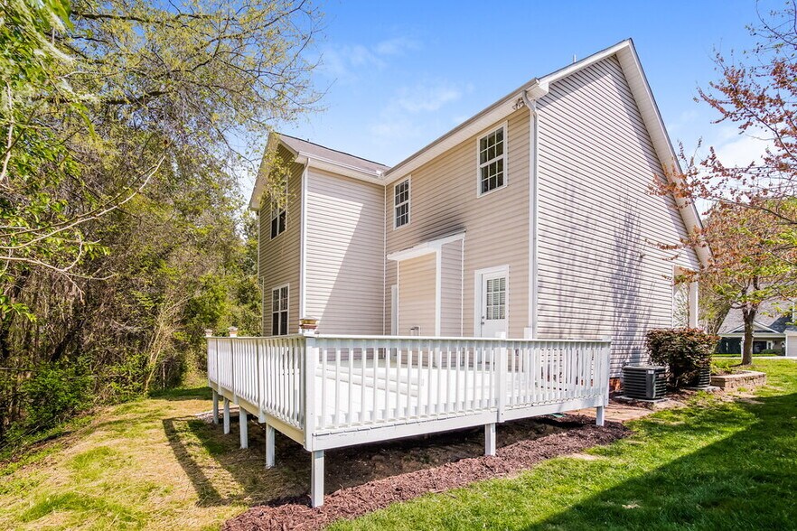 Building Photo - 2012 Winston Diamond Ct