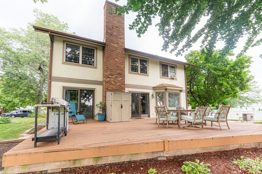 Building Photo - 1205 N Scarlet Ct