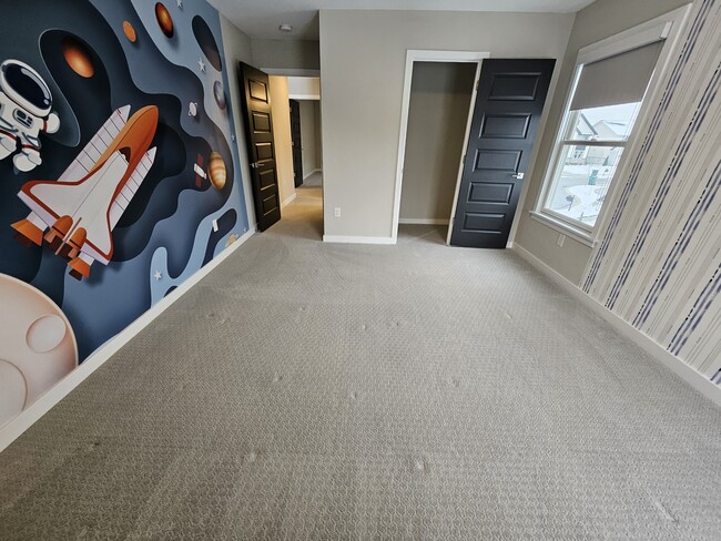 Building Photo - 228 Oakhurst Wy