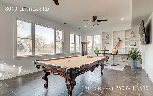 Building Photo - 8040 Leishear Rd