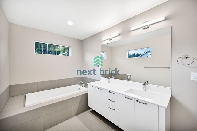 Building Photo - Stunning 4-Bed, 2.75-Bath Single-Family Home Ready for Rent!