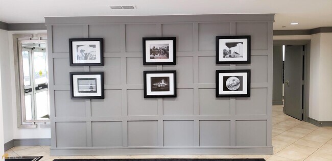 Building Photo - 1101 Juniper St NE