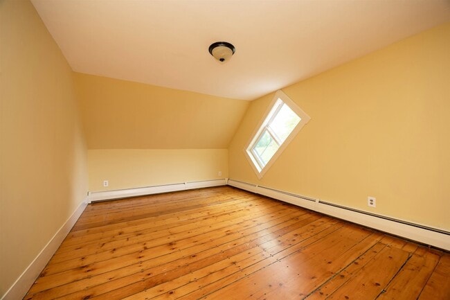 Building Photo - 2169 Green Bay Loop