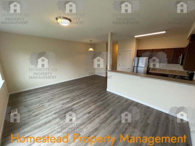 Building Photo - 476
