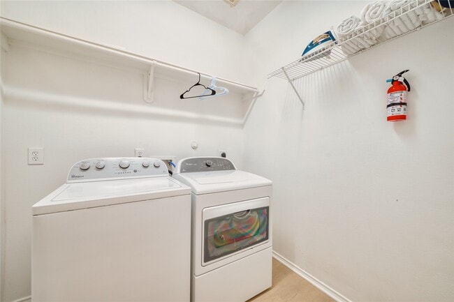 Building Photo - 9610 Beckwood Post Dr