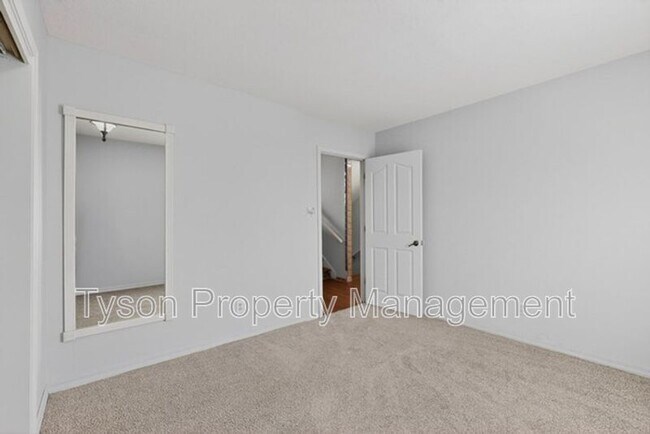 Building Photo - 9230 Osuna Pl NE