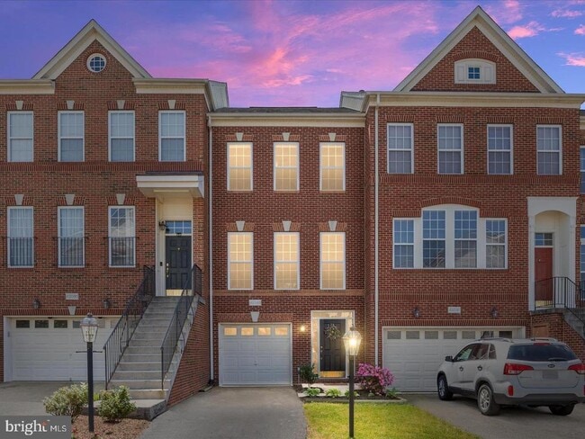 Building Photo - 42033 Bushclover Terrace