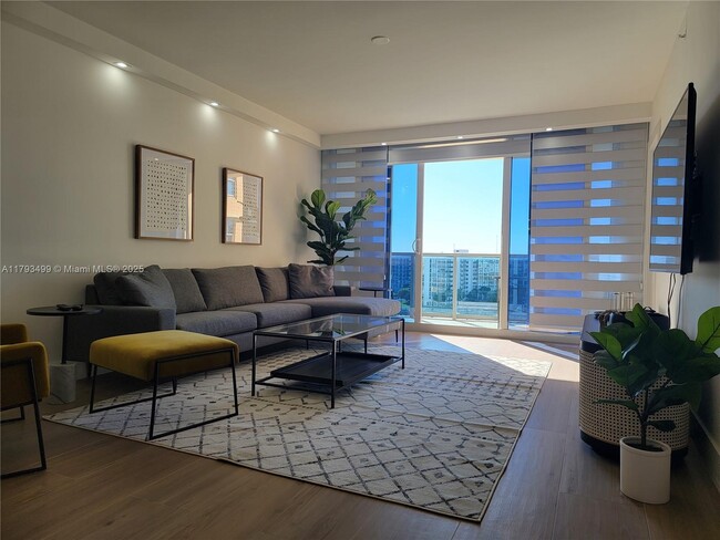 Building Photo - 2501 S Ocean Dr