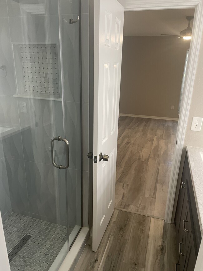Building Photo - 4671 Pembrook Pl