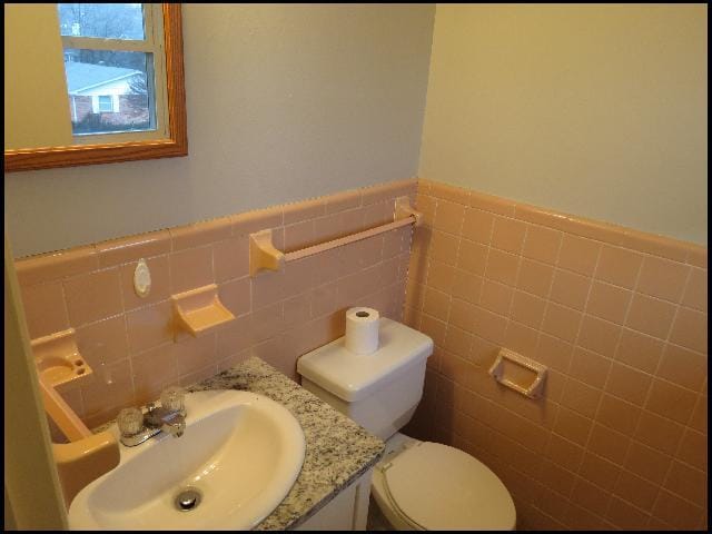 Building Photo - 6500 Marguerite Ln