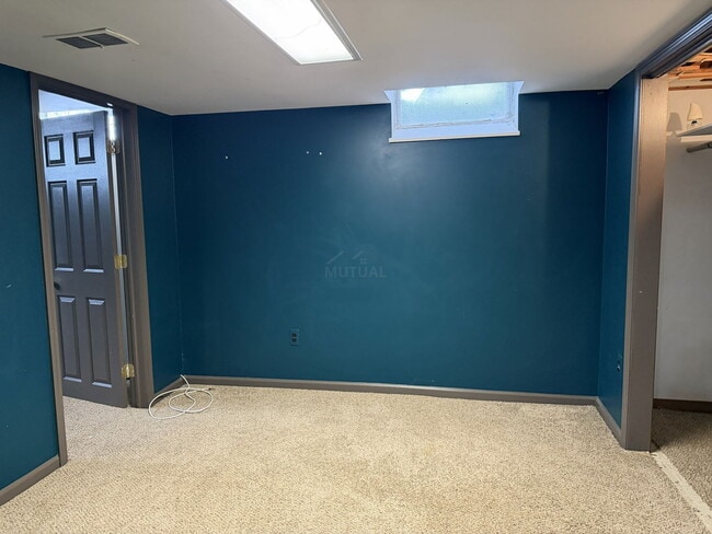 Building Photo - 33042 Slocum Dr