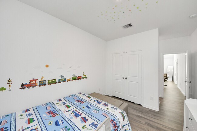 Building Photo - 2302 Dewford Fls Dr