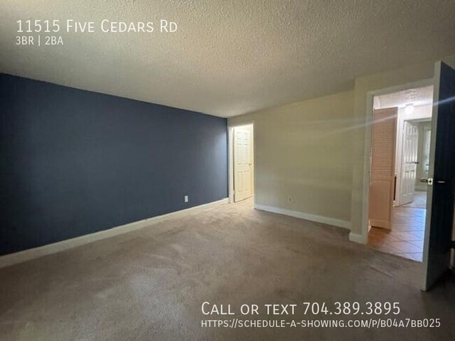 Building Photo - 11515 5 Cedars Rd