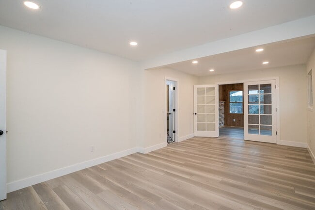 Building Photo - 2308 S Lima St