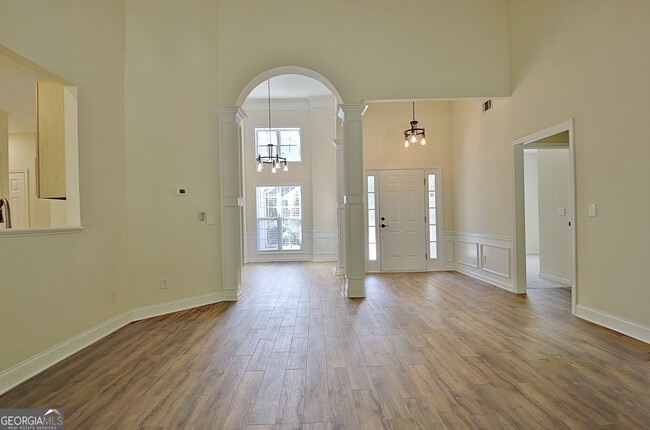 Building Photo - 110 Freeman Forest Dr