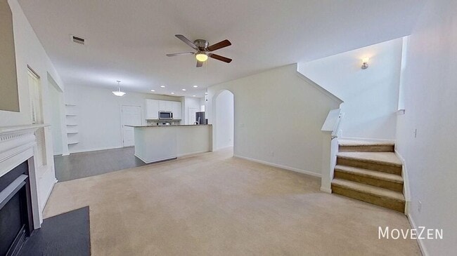 Building Photo - 5 Friendsplot Cv