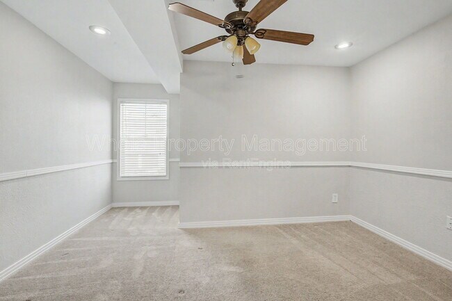 Building Photo - 9558 Pearl Cir