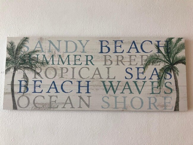 Building Photo - 3801 S Ocean Dr